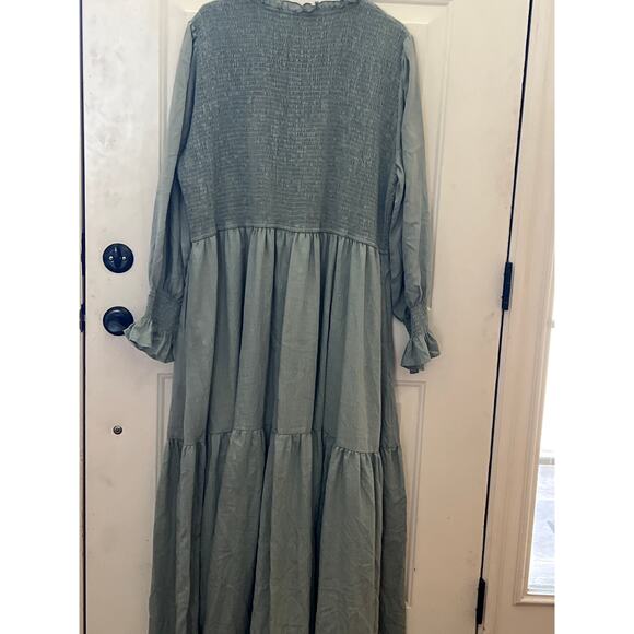 Ivy City Co. Leena Dress Sage Green Smocked Tiered Maxi Dress Size 4X Fairy Boho - Picture 6 of 8